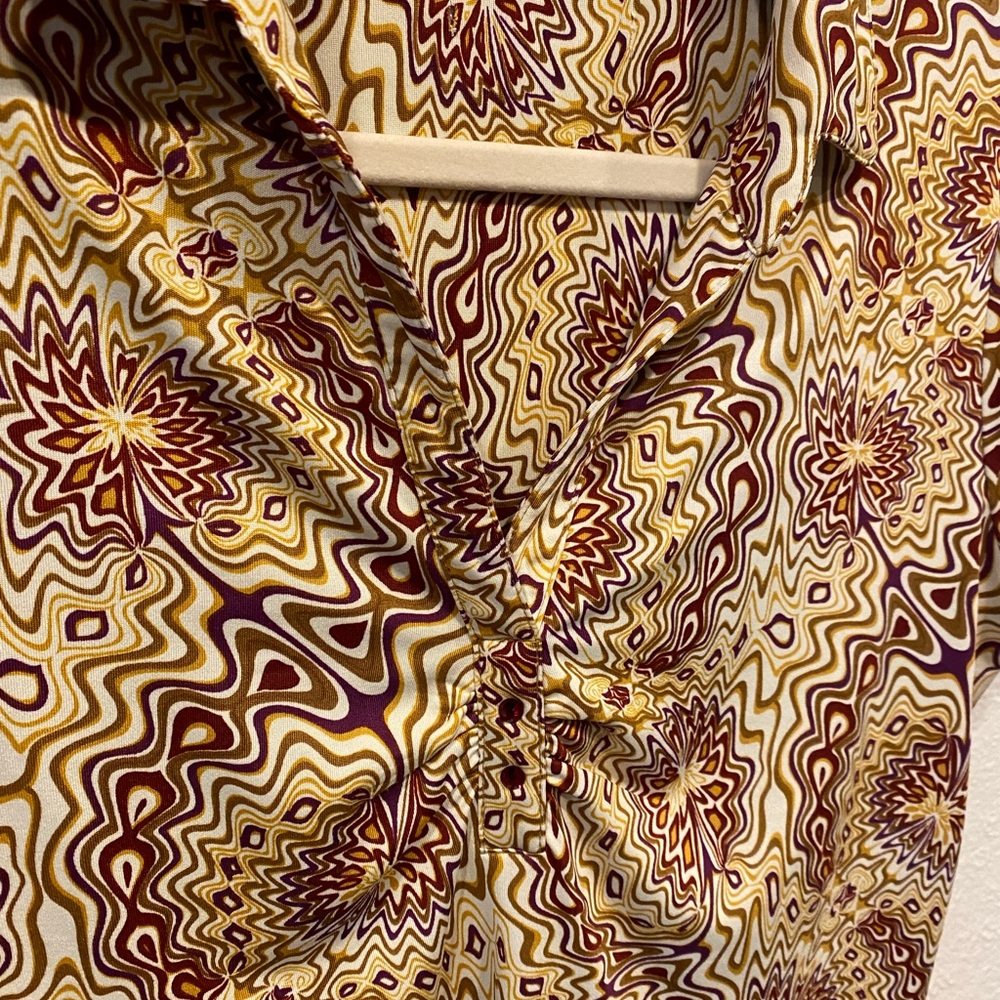 Women’s Psychedelic Pattern Shirt